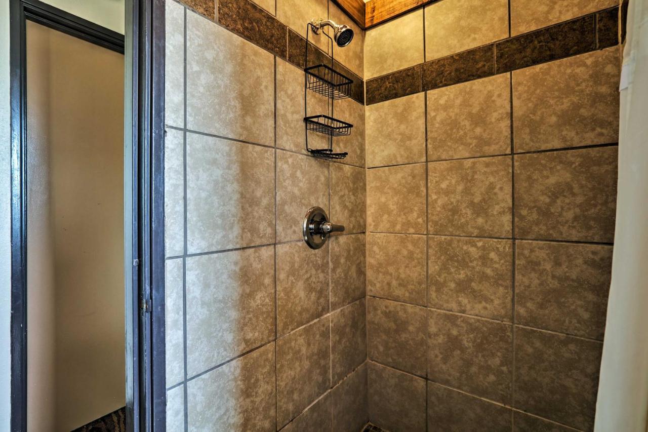 Burkesville Apt With Deck, Views And Pool Access! Zewnętrze zdjęcie