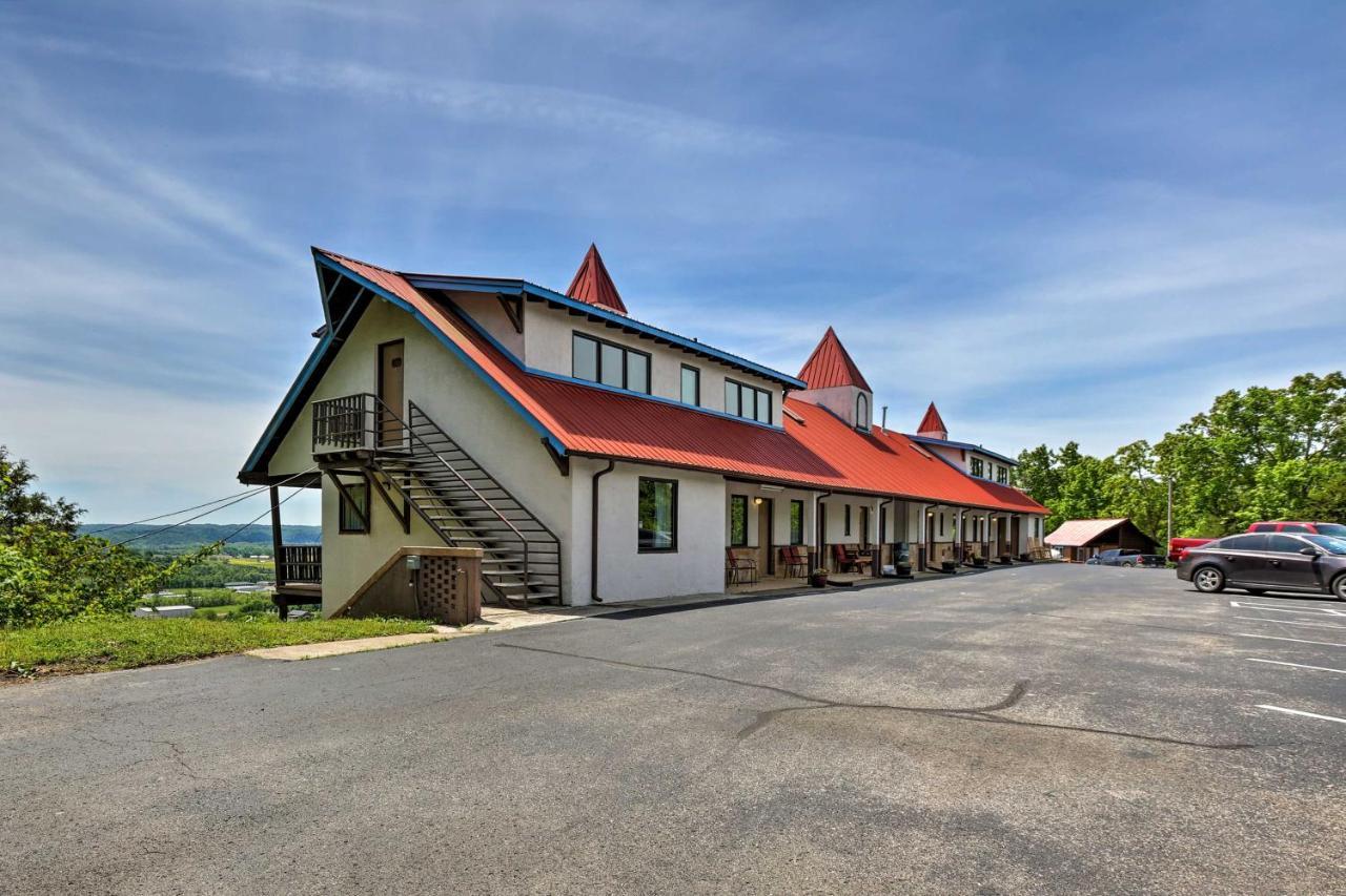 Burkesville Apt With Deck, Views And Pool Access! Zewnętrze zdjęcie